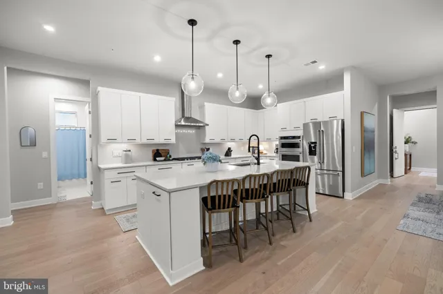 $970,000 | 43442 Croson Lane, Unit 100, Ashburn, VA 20148