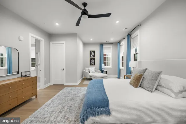 $970,000 | 43442 Croson Lane, Unit 100, Ashburn, VA 20148