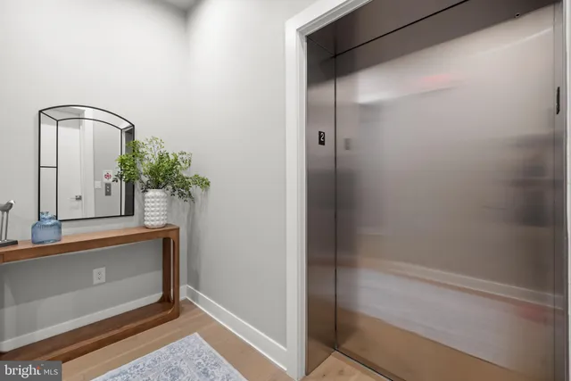 $970,000 | 43442 Croson Lane, Unit 100, Ashburn, VA 20148