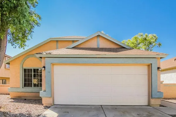 $2,230 | 921 South Val Vista Drive, Unit 124, Mesa, AZ 85204