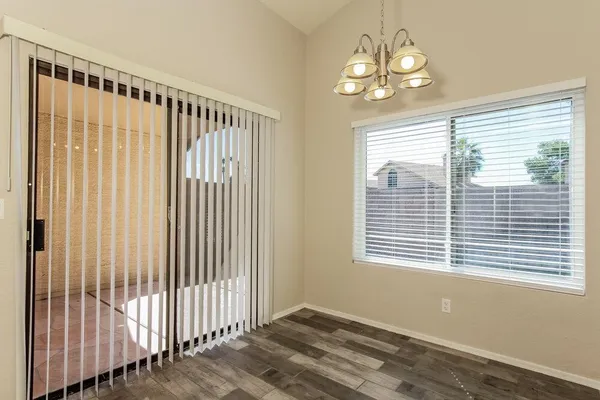 $2,230 | 921 South Val Vista Drive, Unit 124, Mesa, AZ 85204