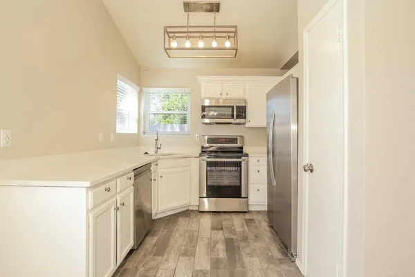 $2,230 | 921 South Val Vista Drive, Unit 124, Mesa, AZ 85204