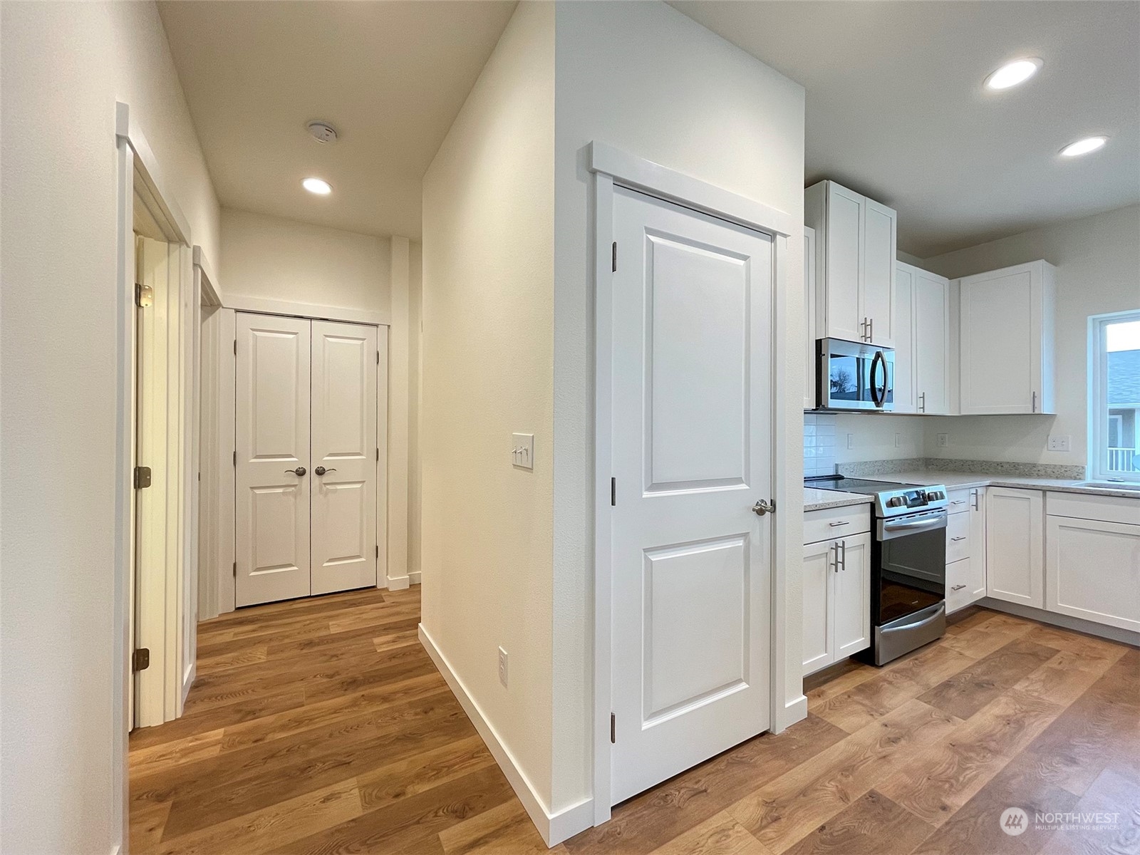 1406 Rook Drive Port Angeles, WA 98362 - Photo 13 of 40 Gallery Image 13