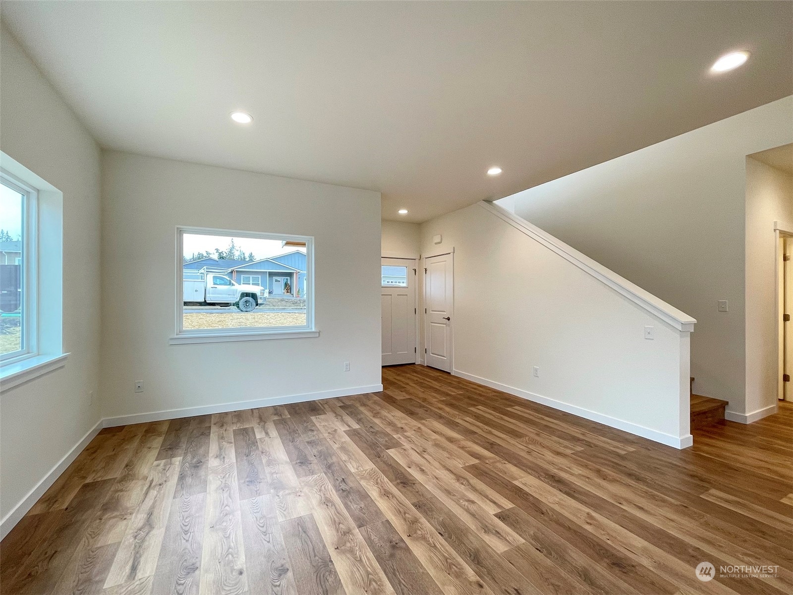 1406 Rook Drive Port Angeles, WA 98362 - Photo 3 of 40 Gallery Image 3