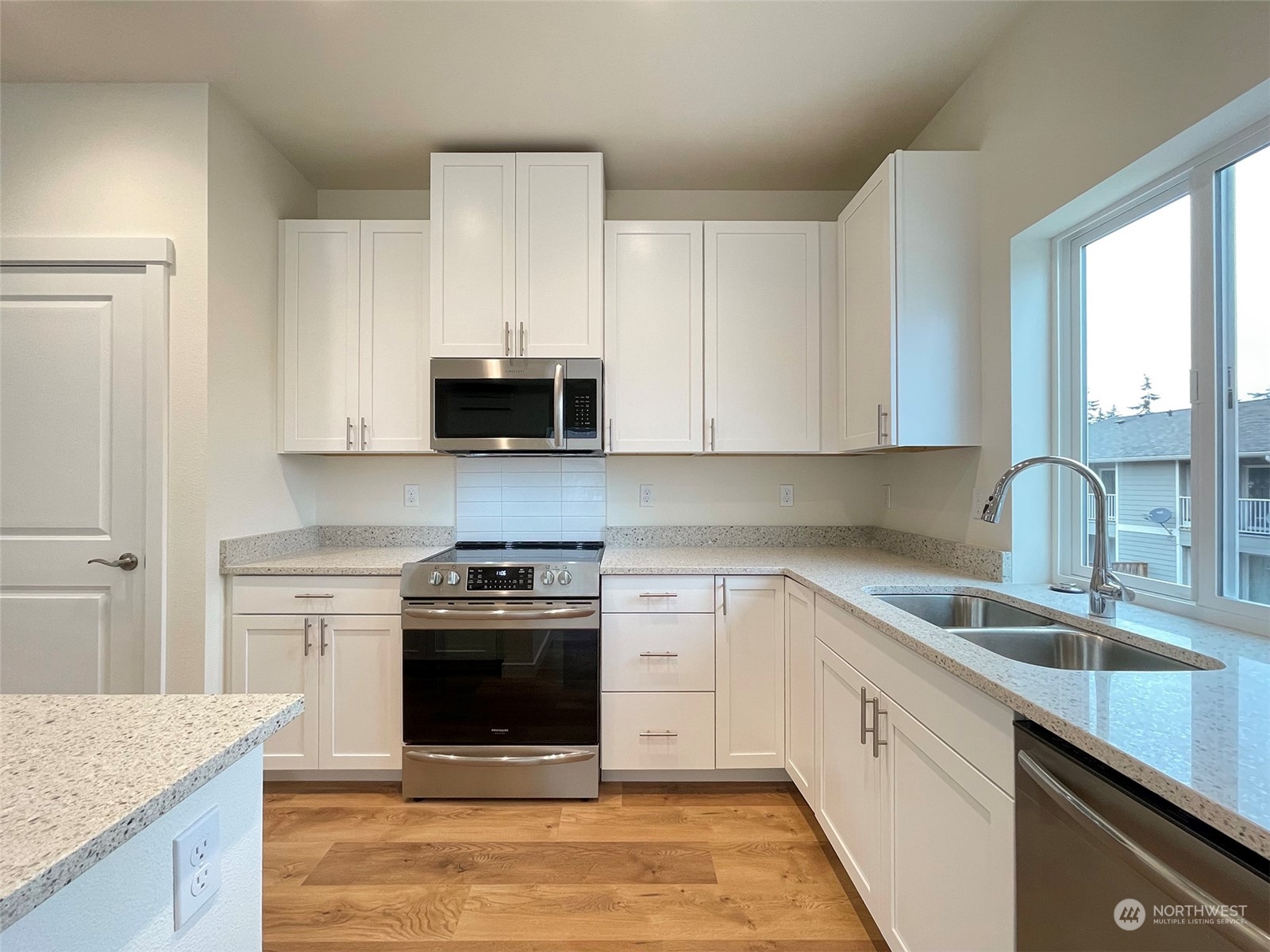 1406 Rook Drive Port Angeles, WA 98362 - Photo 8 of 40 Gallery Image 8