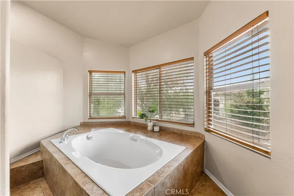 $525,870 | 3300 West Ave J 3, Lancaster, CA 93536