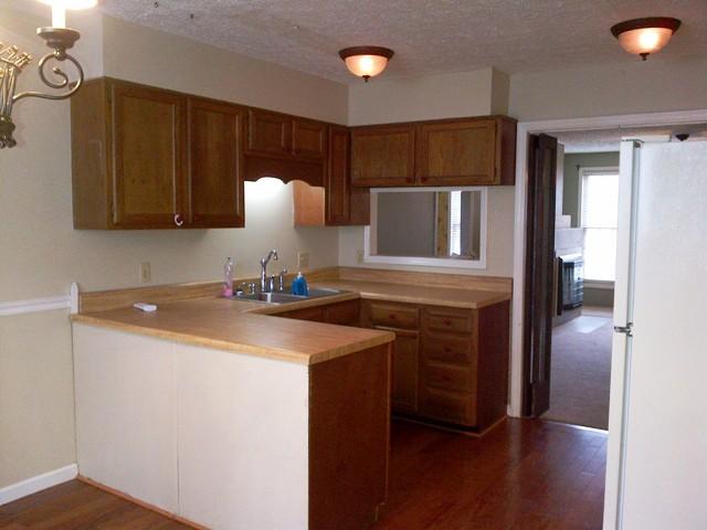 210 Brown Owl Road Fairview, TN 37062 - Photo 4 of 20 17x11 Eat in kitchen with dishwasher, fridge and stove.