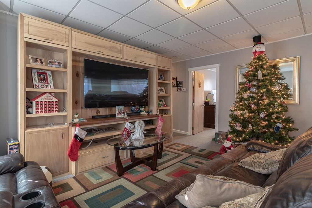 316 New Boston Road Fall River, MA 02720 - Photo 8 of 24 Gallery Image 8