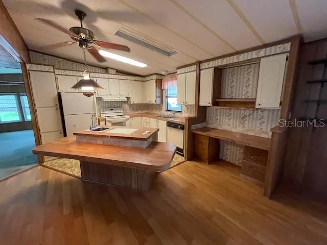 $139,000 | 58 Cottagewood Drive, Unit 22, Safety Harbor, FL 34695