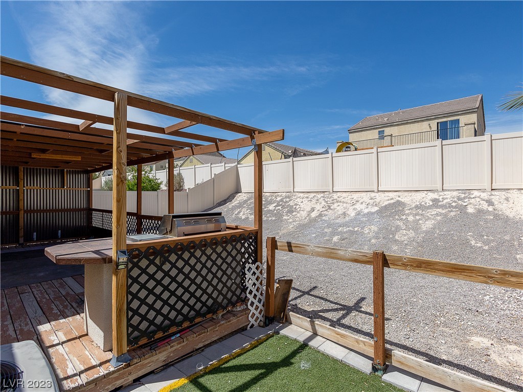 608 West Seneca Ridge Avenue North Las Vegas, NV 89084 - Photo 27 of 32