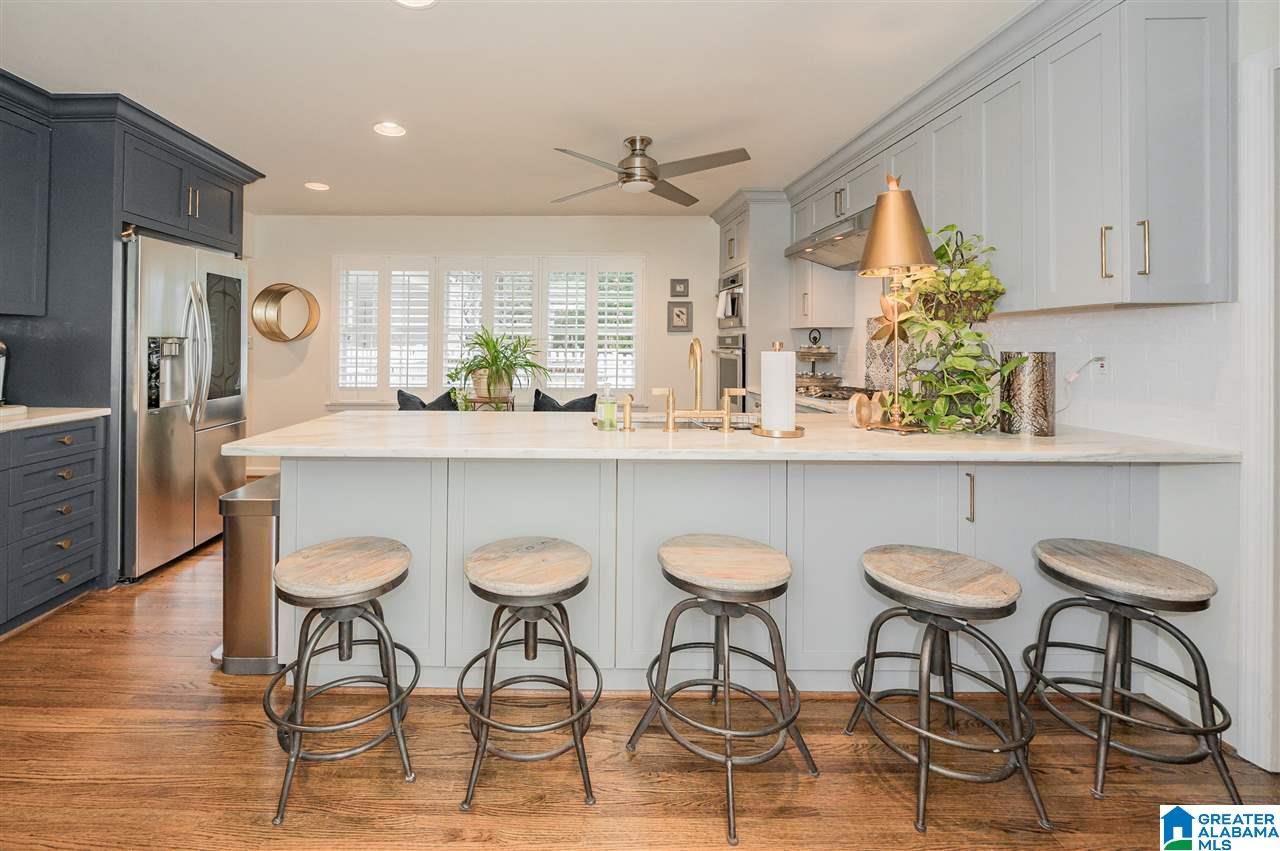 1836 Cedarwood Road Birmingham, AL 35216 - Photo 2 of 33