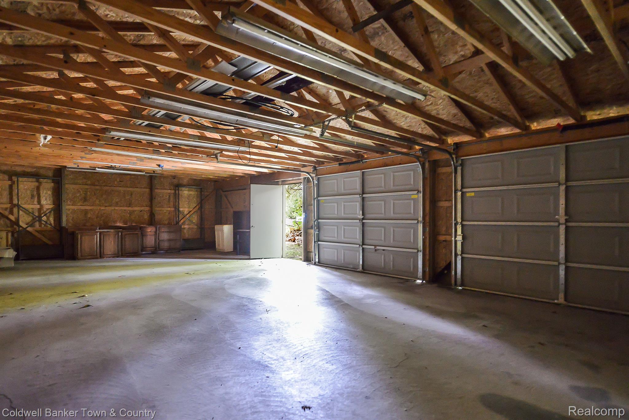 1550 Dutcher Road Howell, MI 48843 - Photo 65 of 77 Gallery Image 65