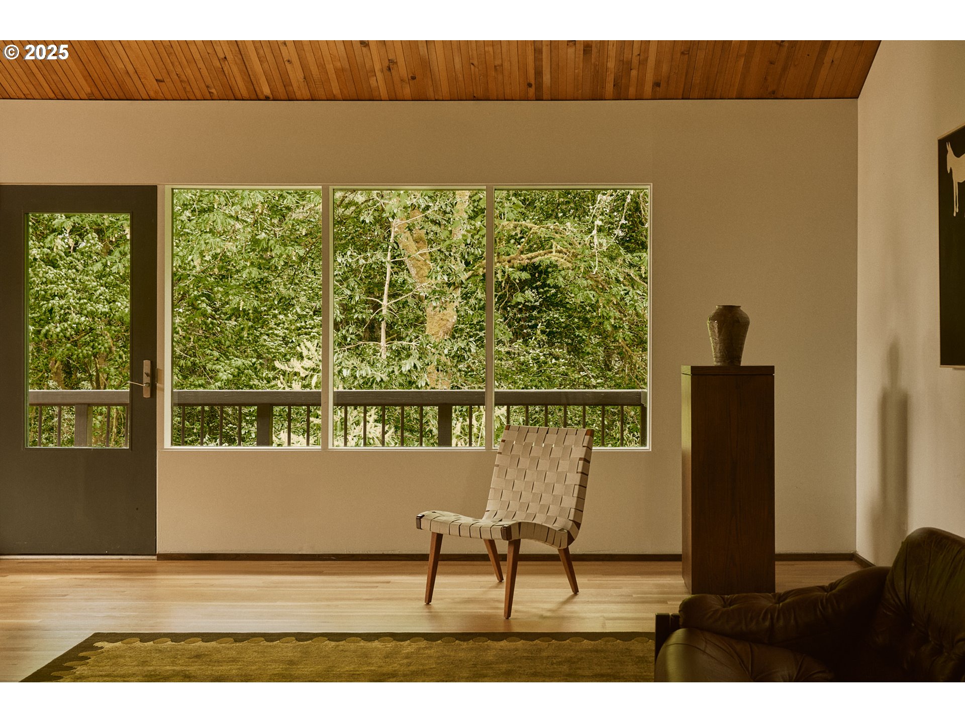 2748 Southwest Talbot Road Portland, OR 97201 - Photo 8 of 39 Family Room