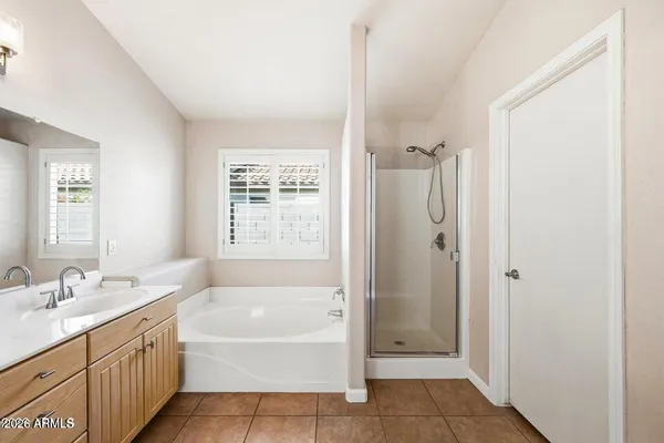 $2,700 | 460 East Arabian Drive, Gilbert, AZ 85296