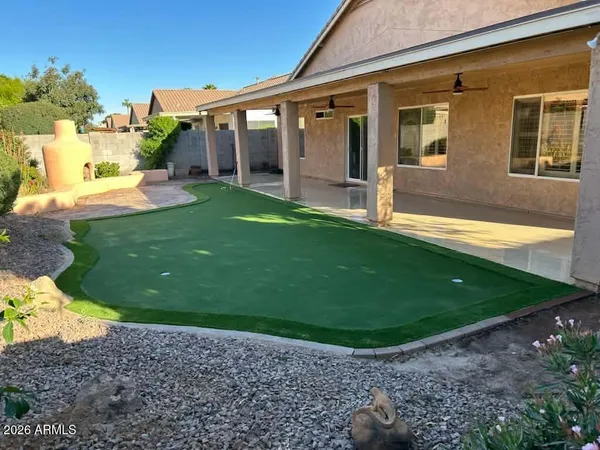 $2,700 | 460 East Arabian Drive, Gilbert, AZ 85296