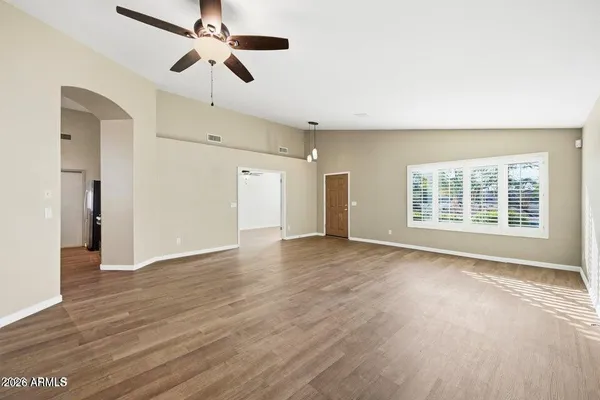 $2,700 | 460 East Arabian Drive, Gilbert, AZ 85296