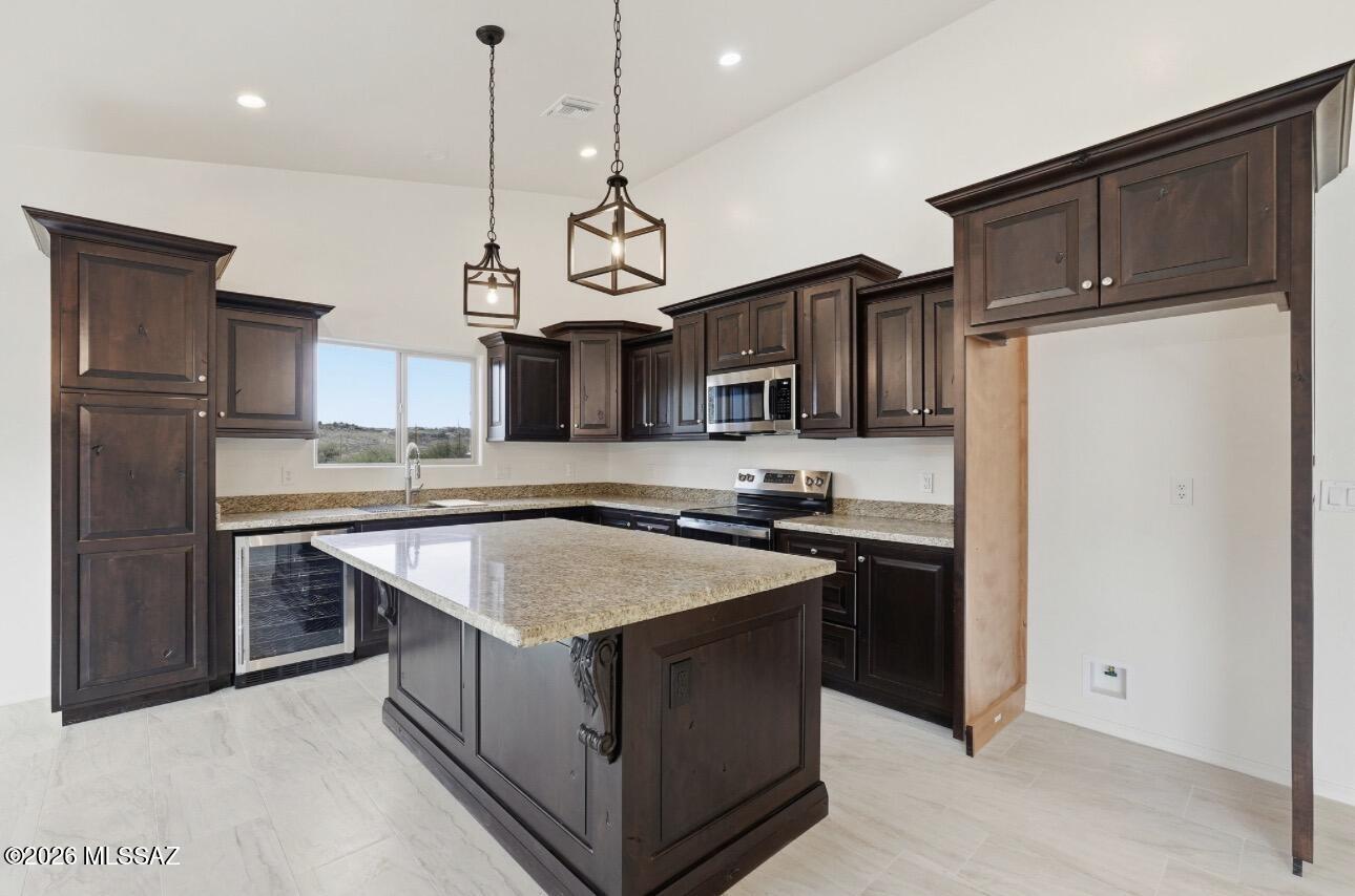 97 Circulo Penjamo Rio Rico, AZ 85648 - Photo 7 of 18