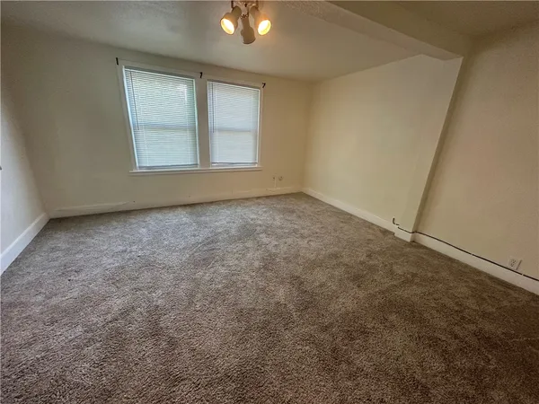 $1,545 | 425 Louisiana Avenue, Corpus Christi, TX 78404