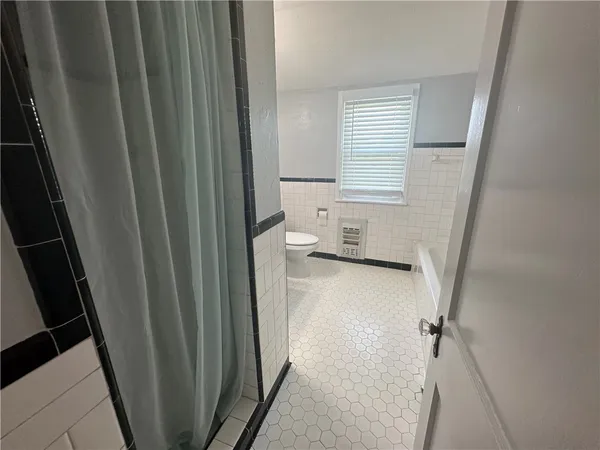 $1,545 | 425 Louisiana Avenue, Corpus Christi, TX 78404