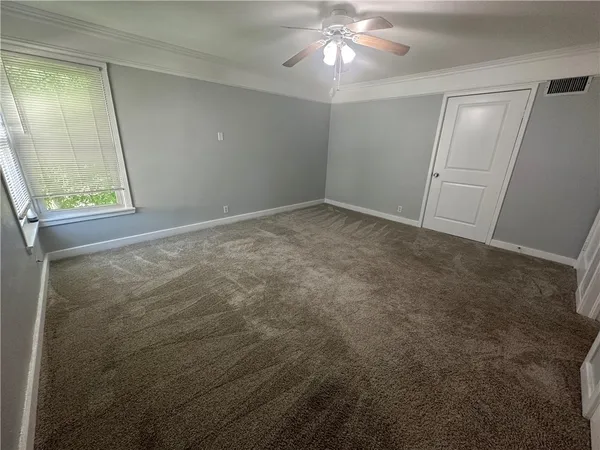 $1,545 | 425 Louisiana Avenue, Corpus Christi, TX 78404