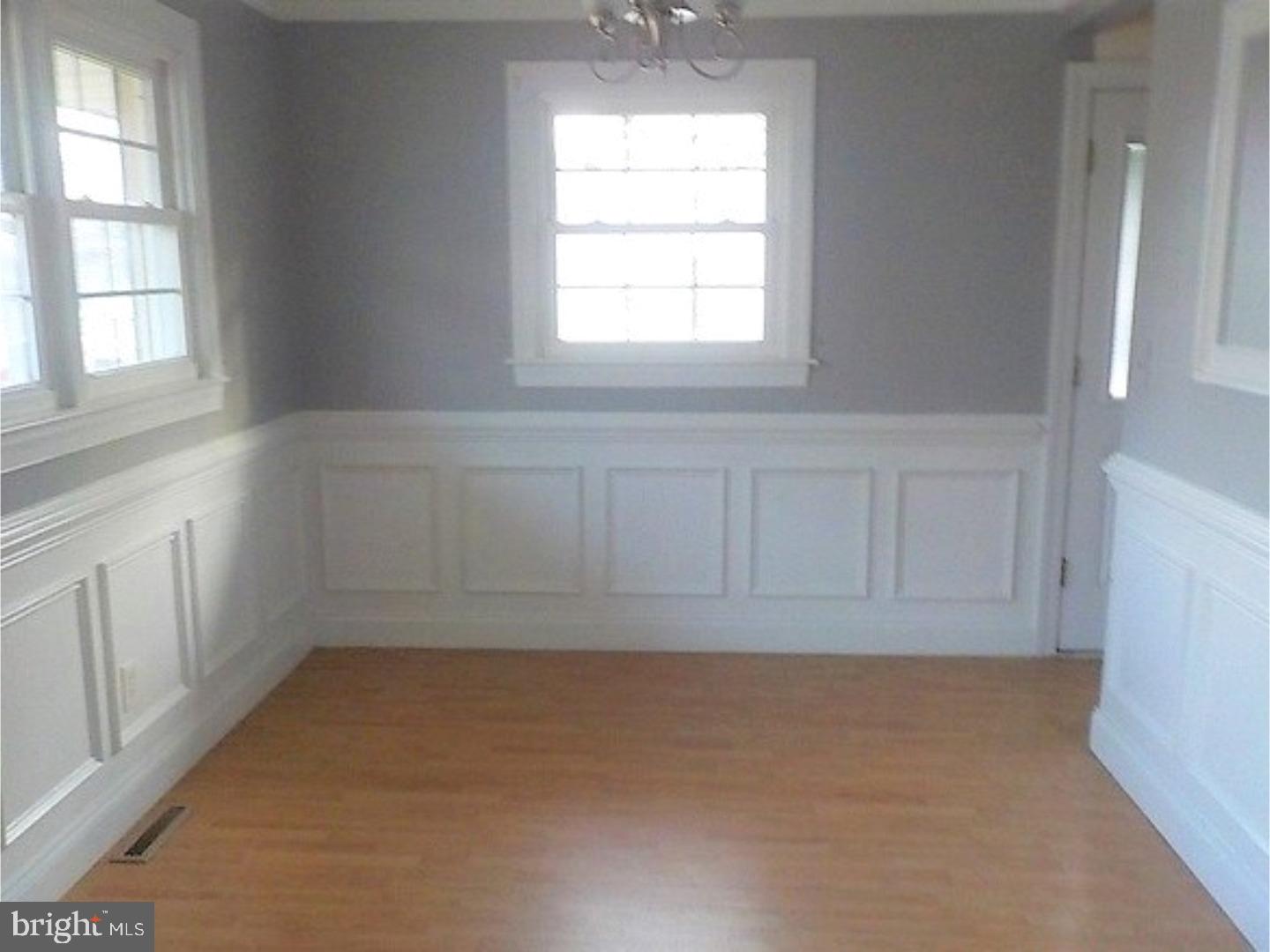 2213 Conrow Road Riverton, NJ 08077 - Photo 4 of 12 Gallery Image 4