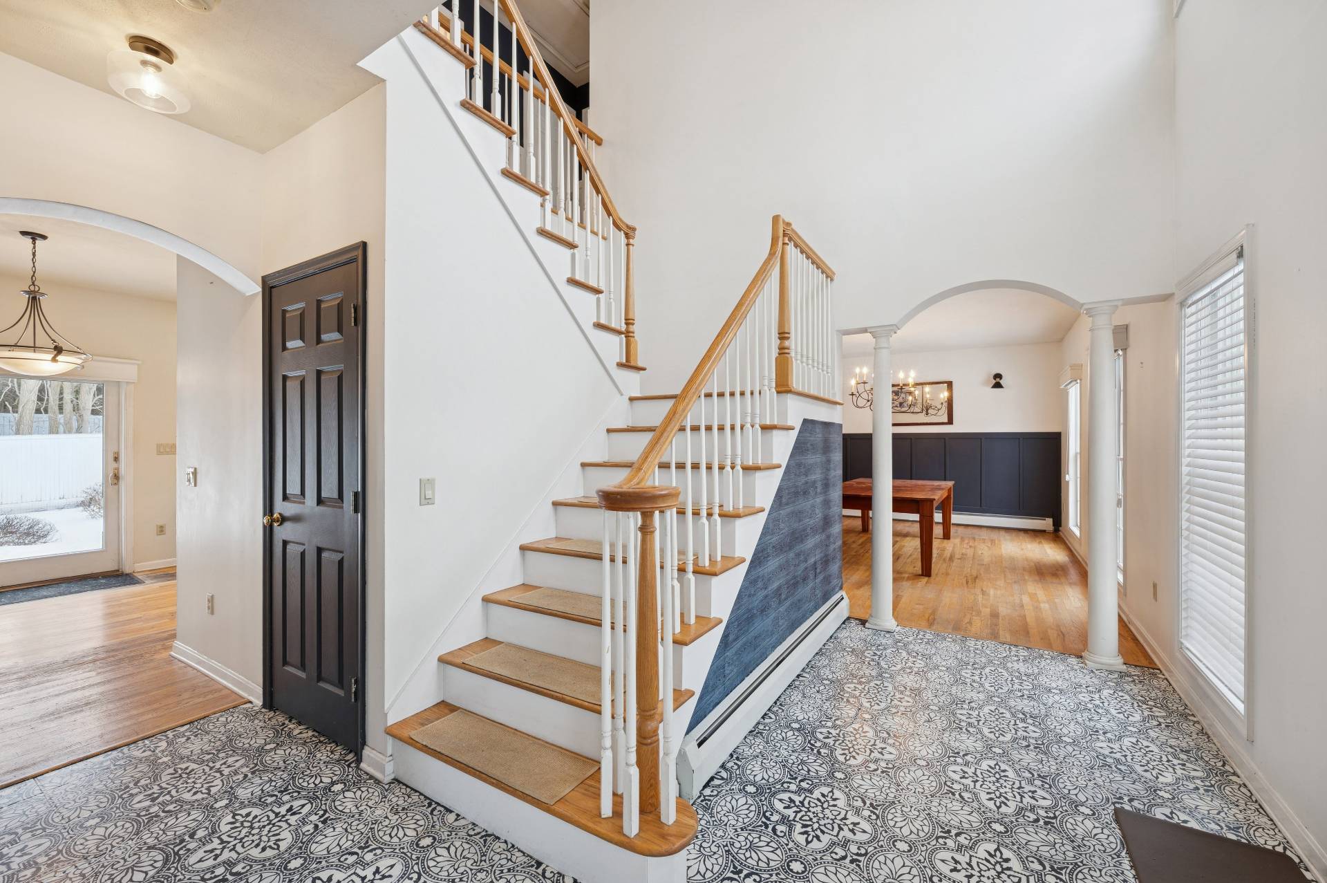 4476 Noyack Road Sag Harbor, NY 11963 - Photo 11 of 21