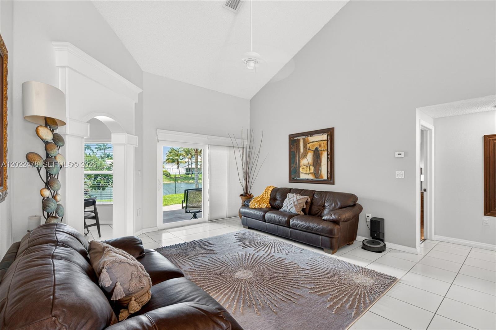 15891 Southwest 84th Street Miami, FL 33193 - Photo 15 of 65