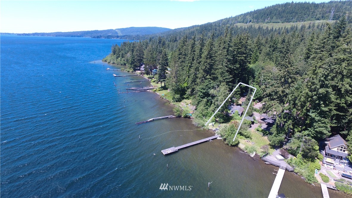 3289 North Shore Road Bellingham, WA 98226 - Photo 1 of 22 Gallery Image 1