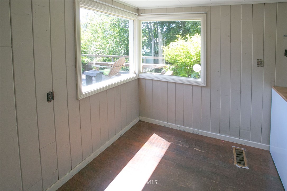 3289 North Shore Road Bellingham, WA 98226 - Photo 10 of 22 Gallery Image 10