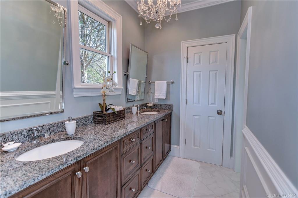 3105 Foxridge Road Charlotte, NC 28226 - Photo 15 of 24 Gallery Image 15