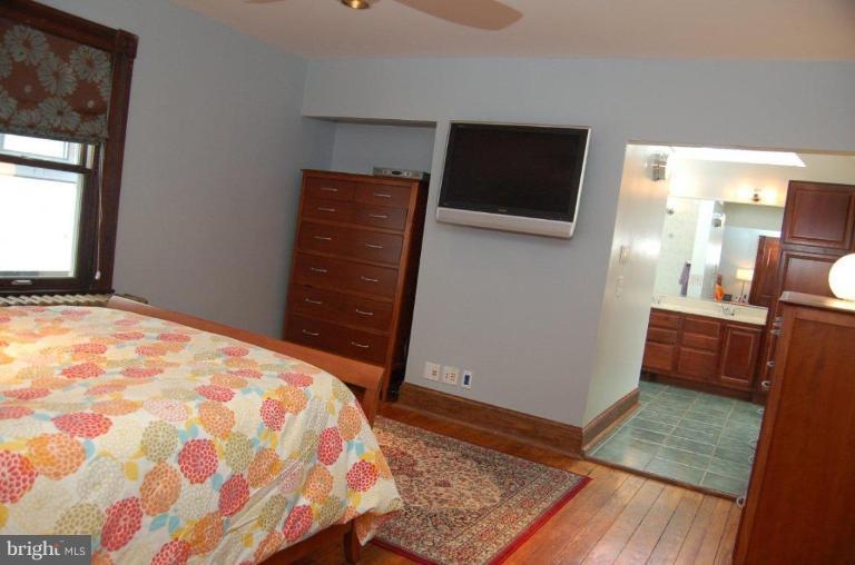4633 Schenley Road Baltimore, MD 21210 - Photo 14 of 30 Master Bedroom #2