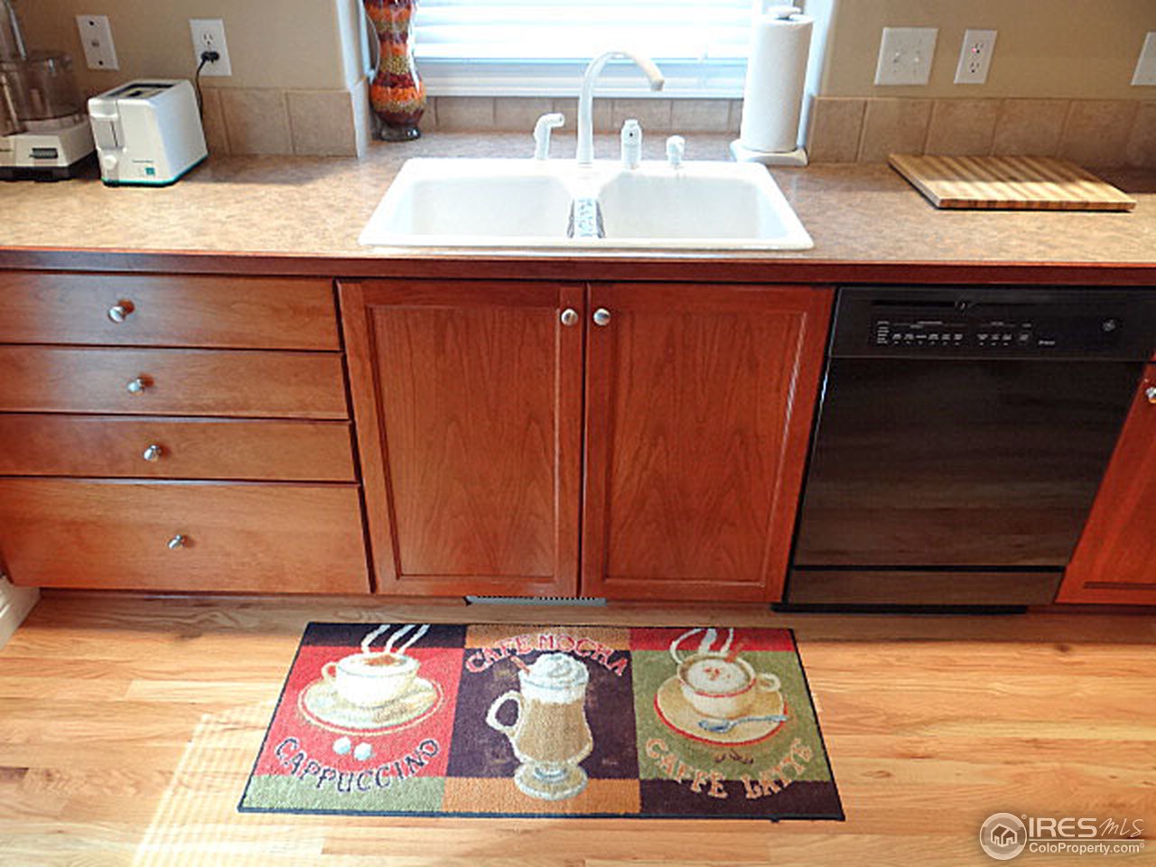 6808 16th Street Road Greeley, CO 80634 - Photo 12 of 25 Lots Of Cabinet-Counter Space