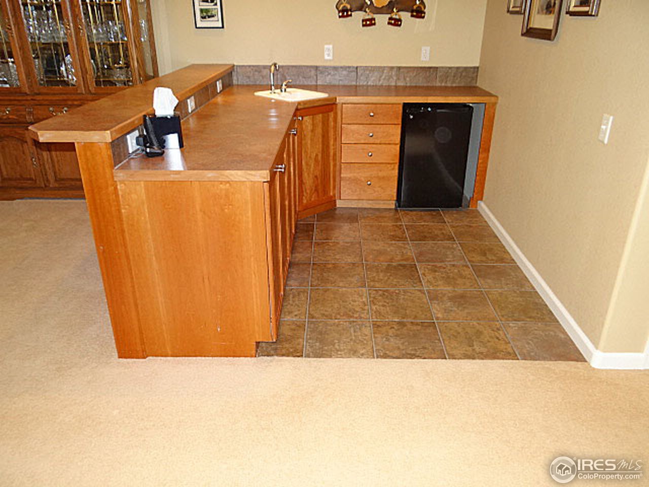 6808 16th Street Road Greeley, CO 80634 - Photo 21 of 25 Wet Bar