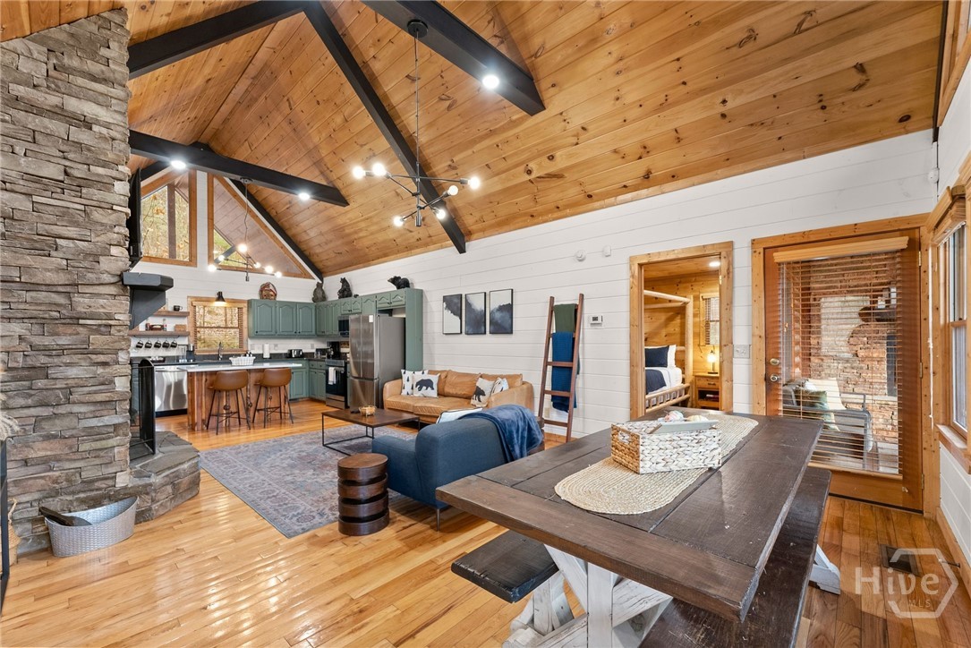 437 Spruce Circle Mineral Bluff, GA 30559 - Photo 15 of 52