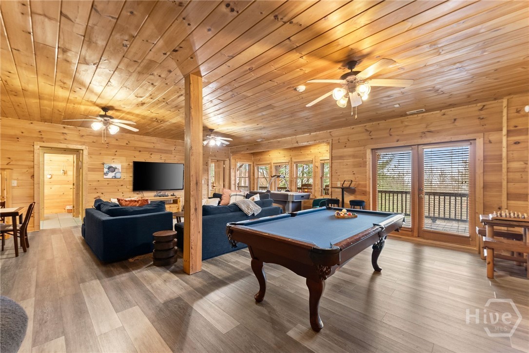 437 Spruce Circle Mineral Bluff, GA 30559 - Photo 9 of 52