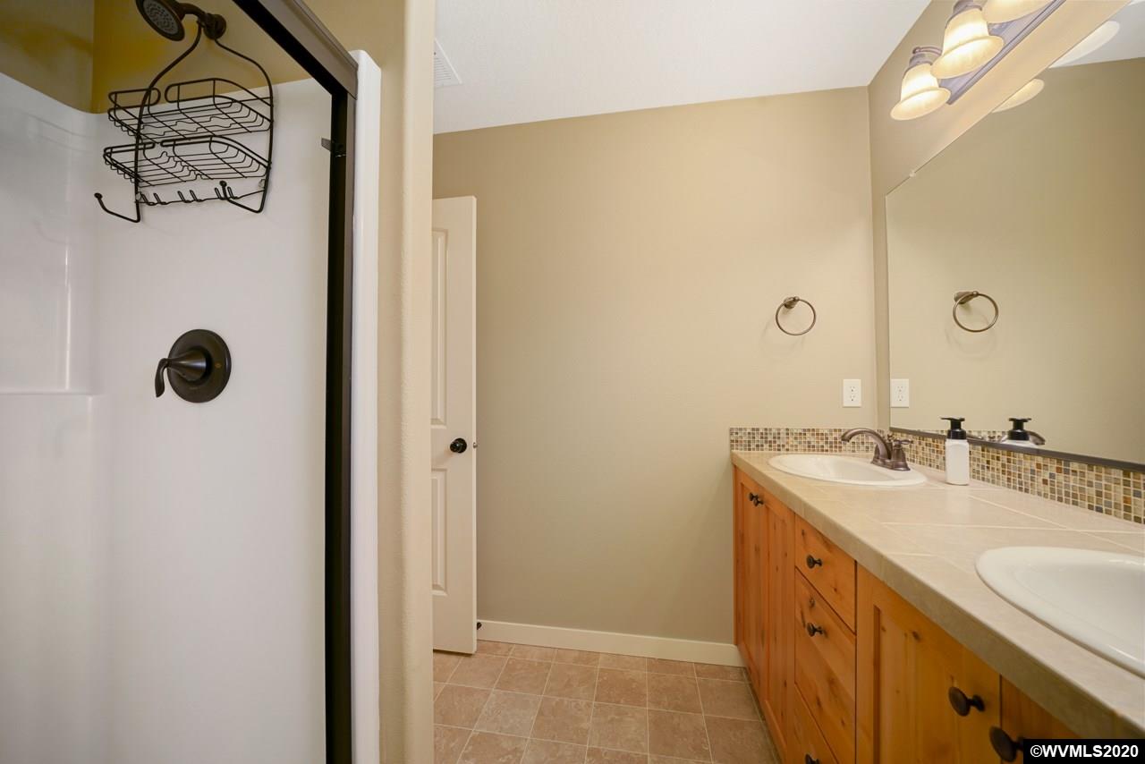 874 Crouchen Street Northwest Salem, OR 97304 - Photo 21 of 32