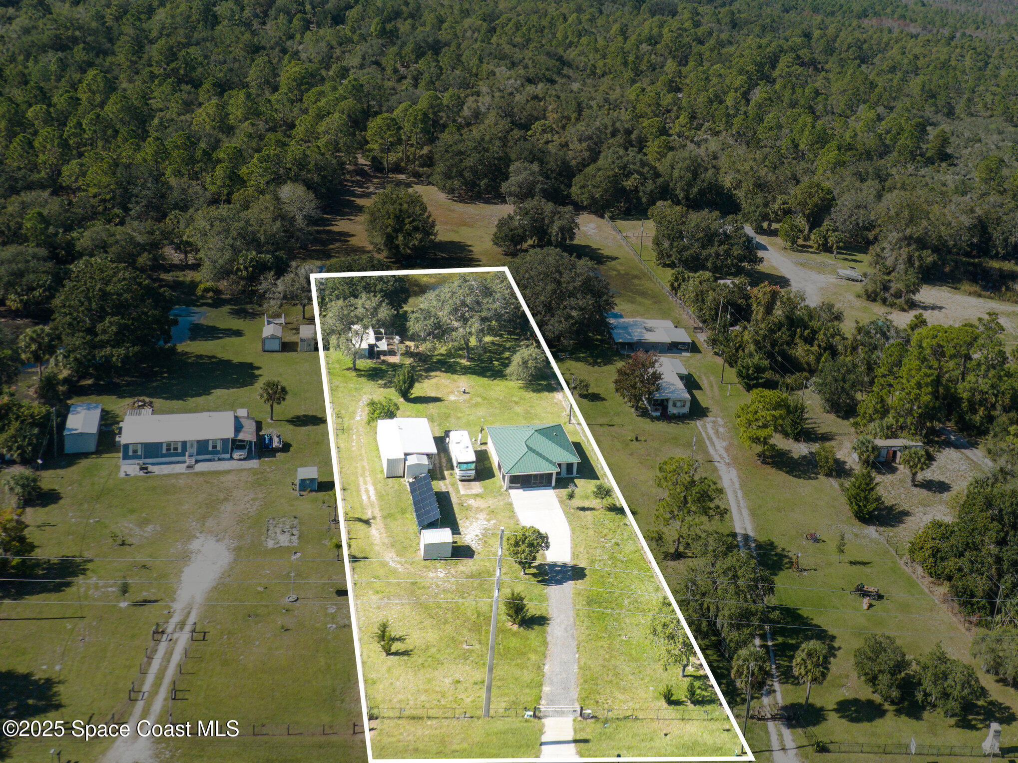 6786 U.S. Rte 1 Mims, FL 32754 - Photo 31 of 33 a view of swimming pool