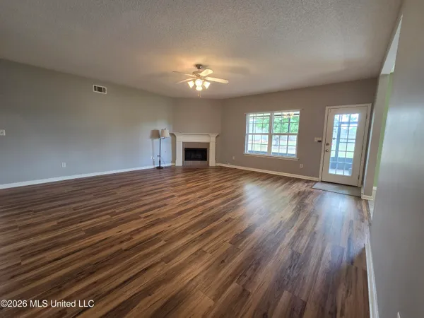 $439,900 | 1808 Marcia Louise Drive, Southaven, MS 38672