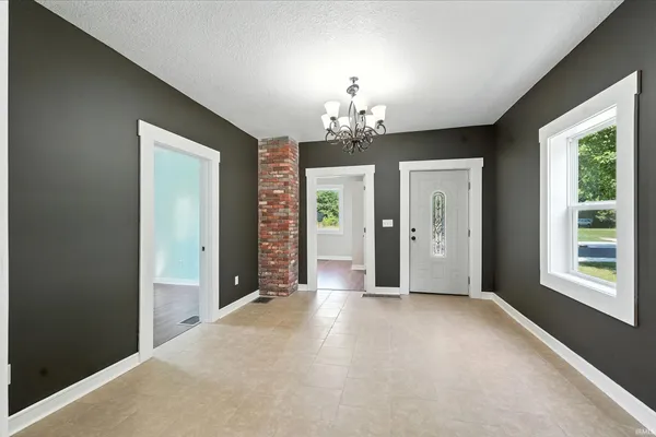 $129,900 | 2611 South Anthony Boulevard, Fort Wayne, IN 46803