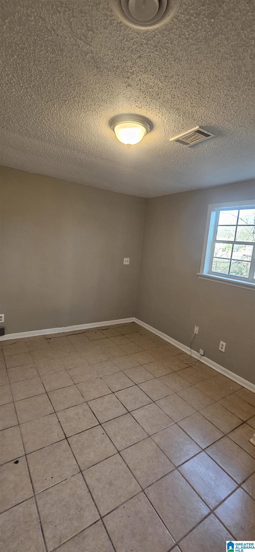 1349 Woodward Road Midfield, AL 35228 - Photo 6 of 13
