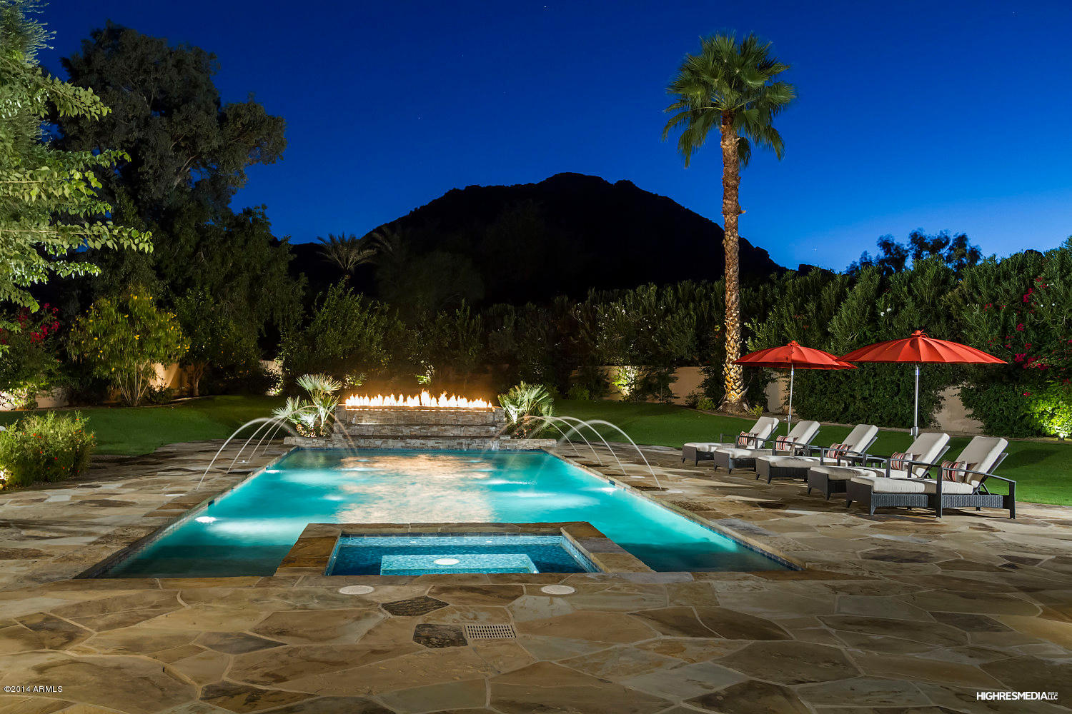 6234 North Yucca Road Paradise Valley, AZ 85253 - Photo 36 of 37 42 Backyard at Night