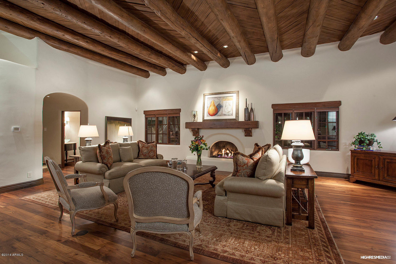 04 Living Room