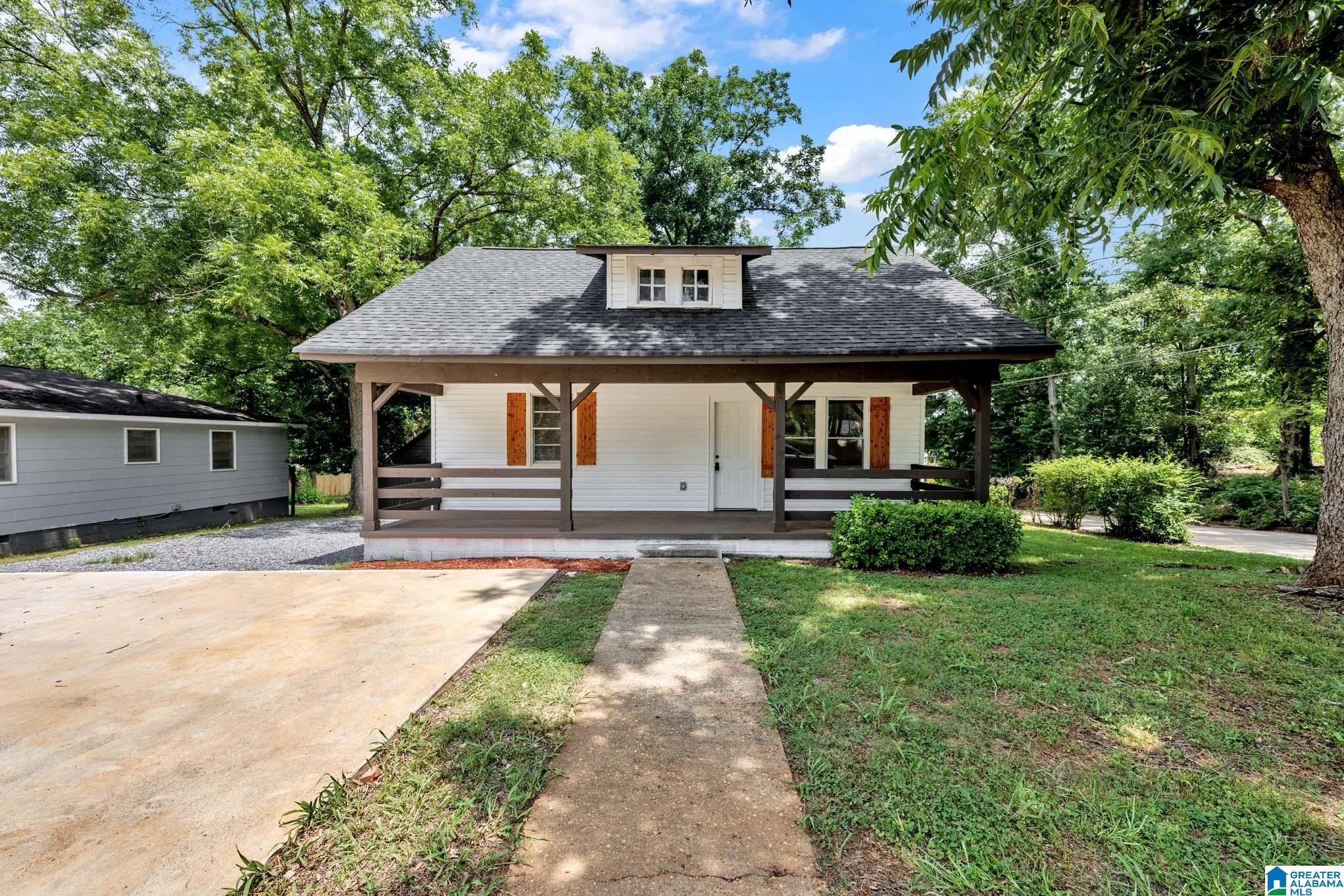 210 East Spring Street Sylacauga, AL 35150 - Photo 8 of 35