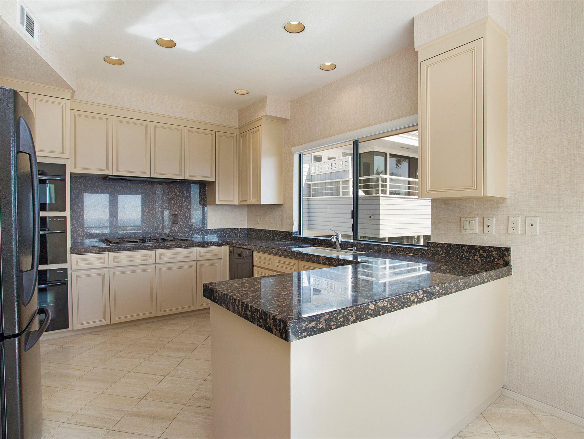 560 Torrey Point Road Del Mar, CA 92014 - Photo 8 of 25