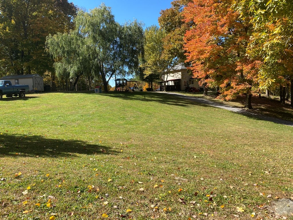 710 Hat Rock Road Tazewell, VA 24651 - Photo 5 of 33 Gallery Image 5