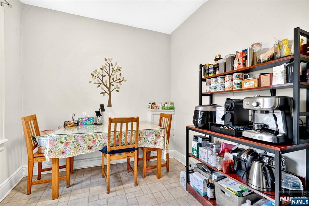 423 Closter Dock Road Closter, NJ 07624 - Photo 31 of 40