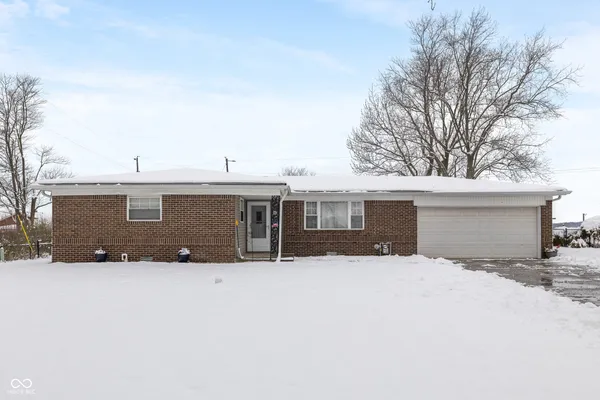 $256,900 | 58 North Eastern Village Drive, Greenfield, IN 46140