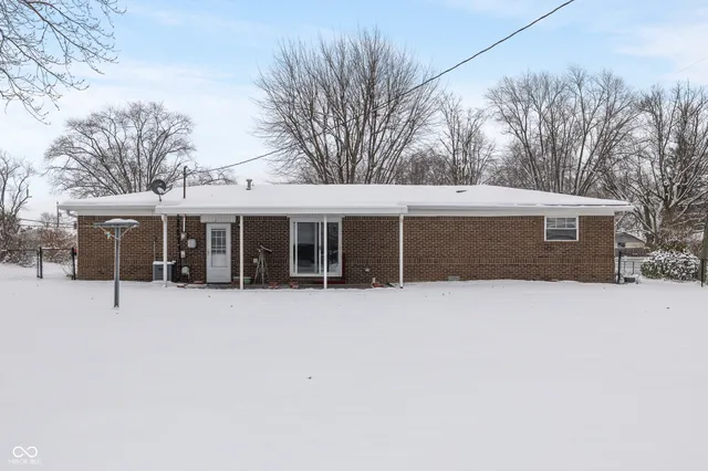 $256,900 | 58 North Eastern Village Drive, Greenfield, IN 46140