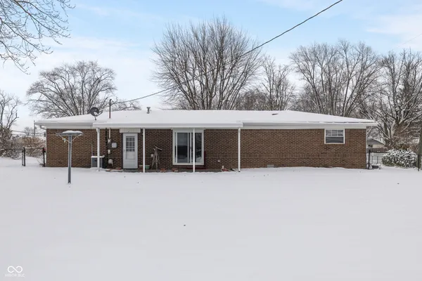 $256,900 | 58 North Eastern Village Drive, Greenfield, IN 46140