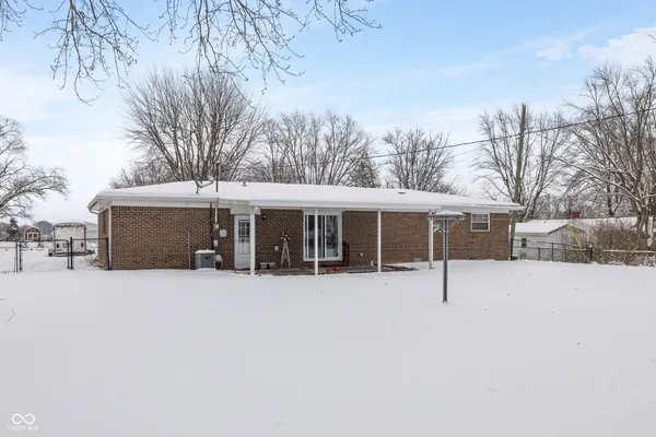 $256,900 | 58 North Eastern Village Drive, Greenfield, IN 46140